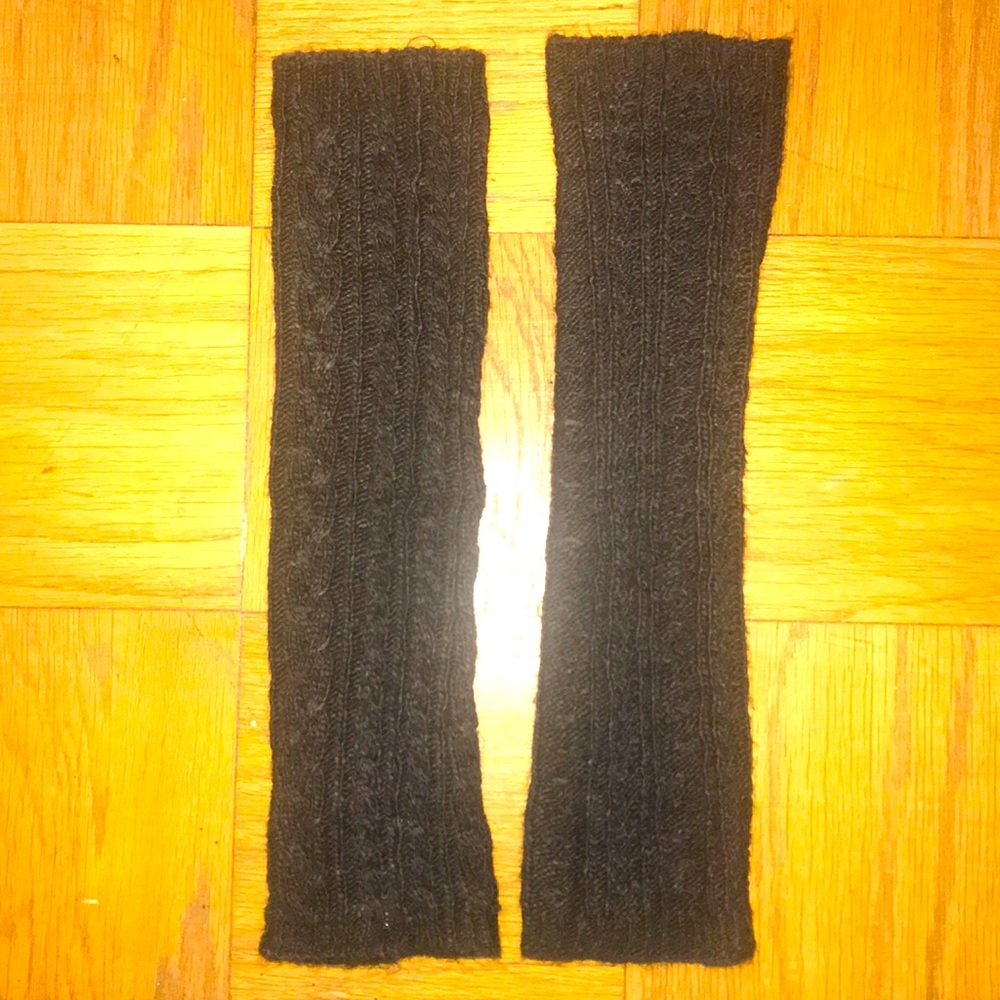 Knitted leg warmers